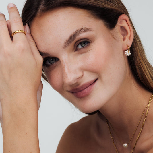 Pearl Cluster Hoops Gold