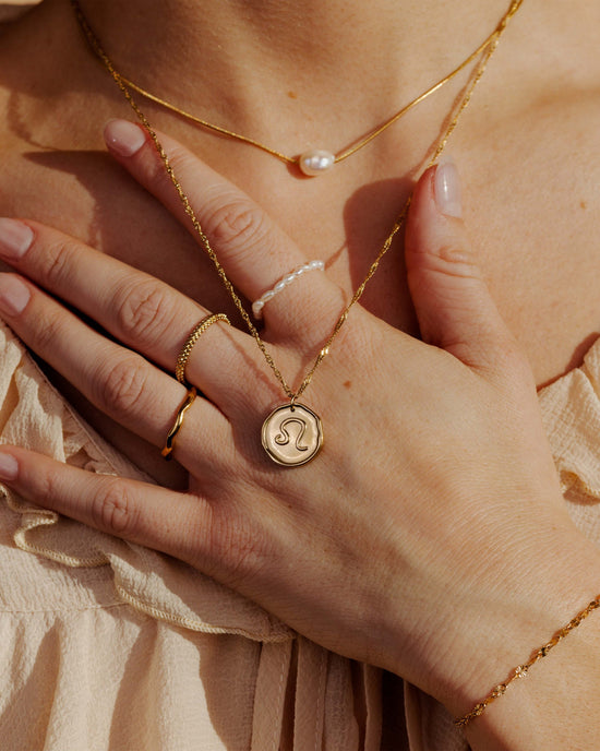 Zodiac Necklace – Leo / Löwe Gold