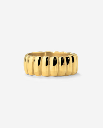 Azora Ring Gold