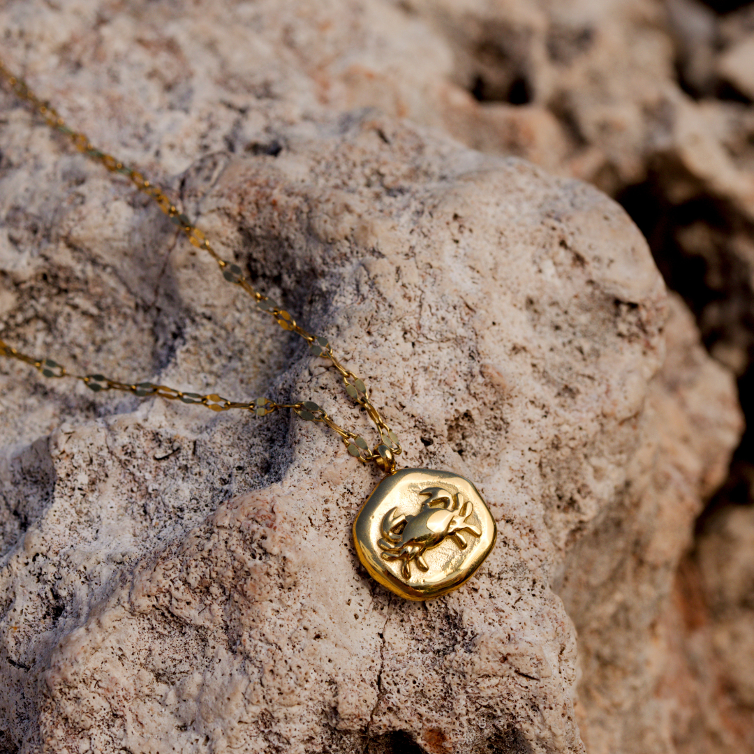 Crab Chaser Necklace Gold