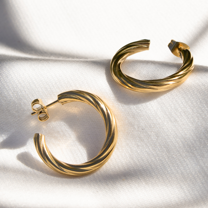 Squeeze it Medium Hoop Studs Roségold