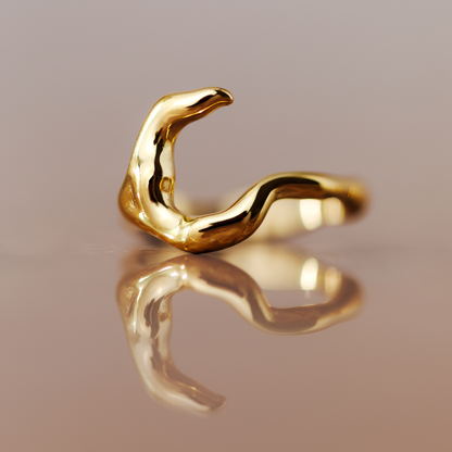 Serene Silvia Ring Gold
