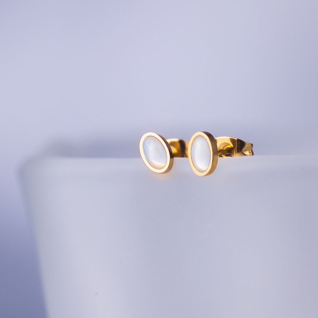 Oval Studs Gold