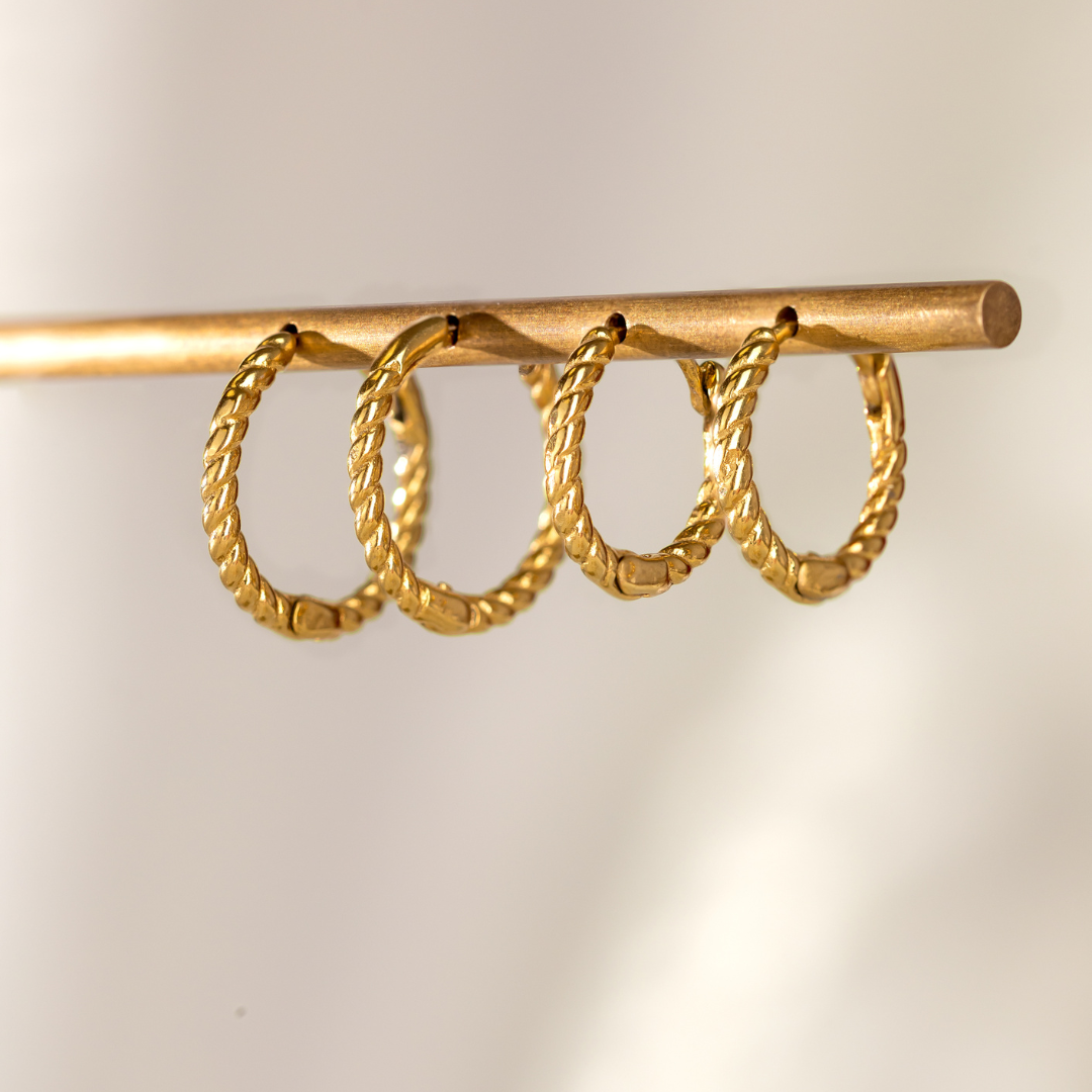 Twisted Hoop Set Small Gold