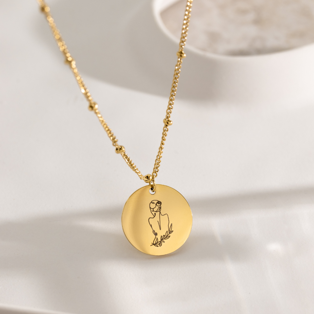 Bloom with grace Necklace Gold