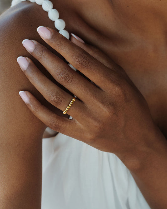 Grounded Ring