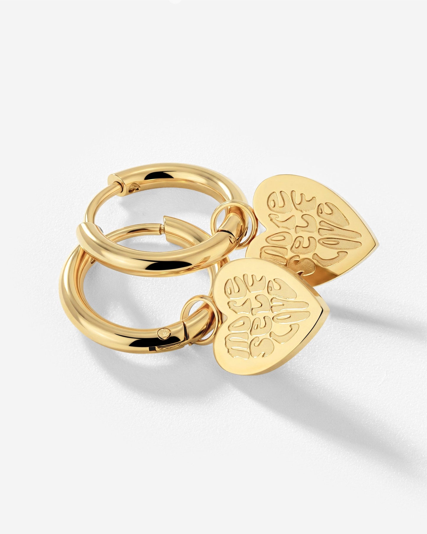 [[Farbe:Gold]]