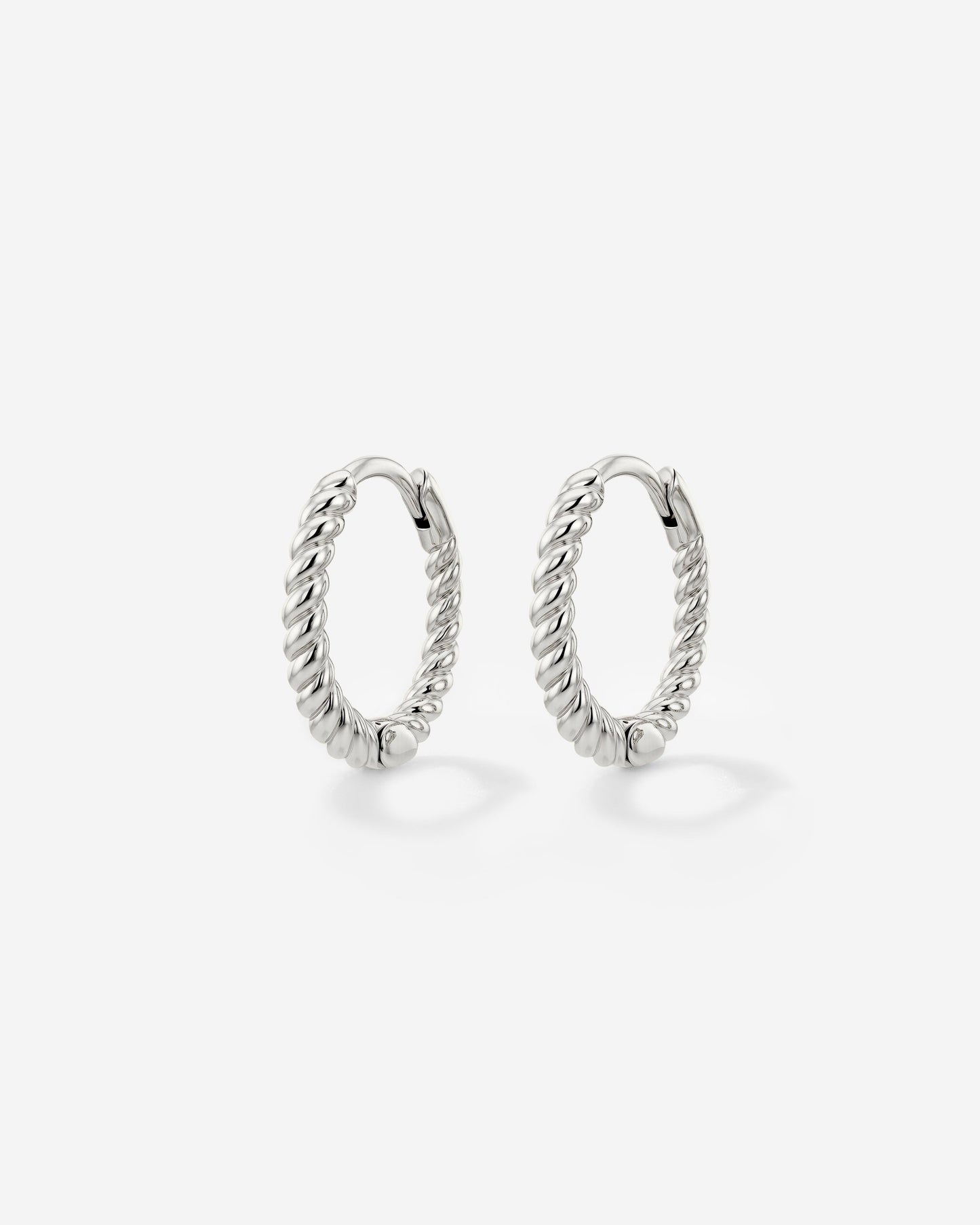 [[Farbe:Silber,shopthelook]]