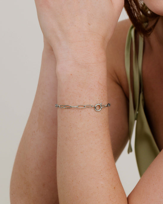 Oval Links Charm Bracelet Silber