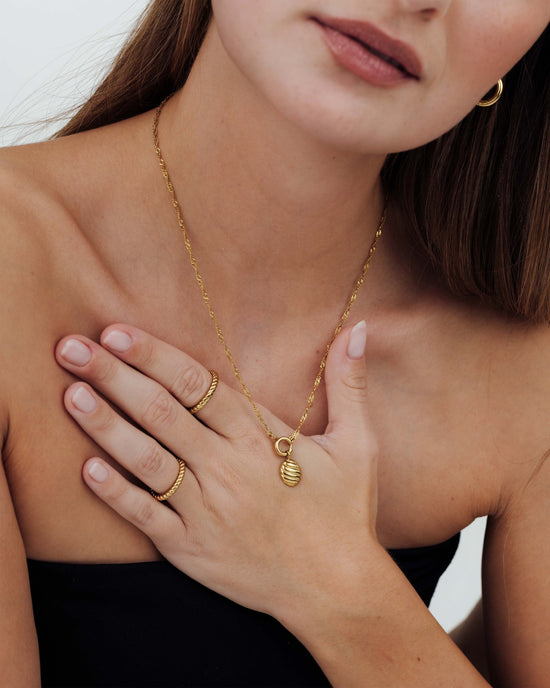 Serenity Singapore Chain Necklace Set Gold