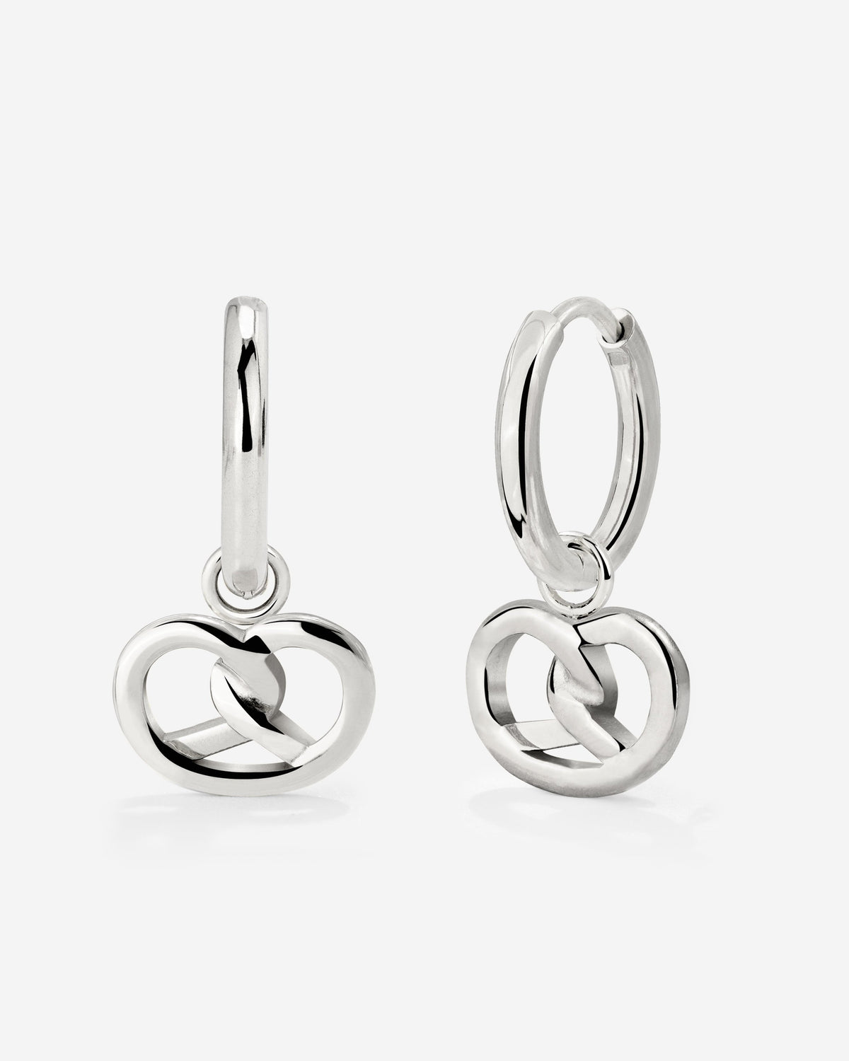 [[Color:Silver]]