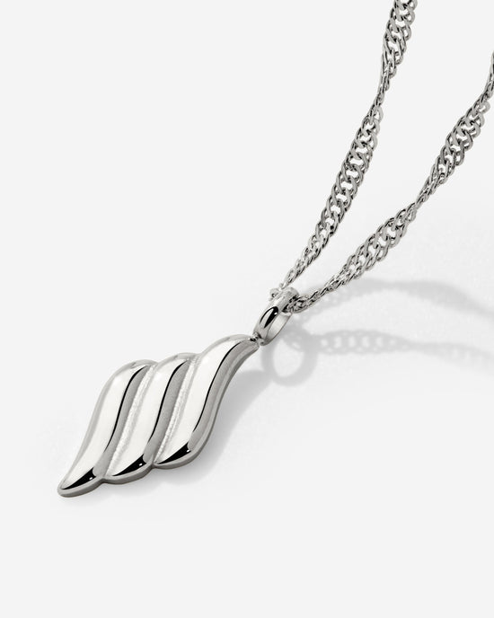 Lustrous Pendant Necklace Silber