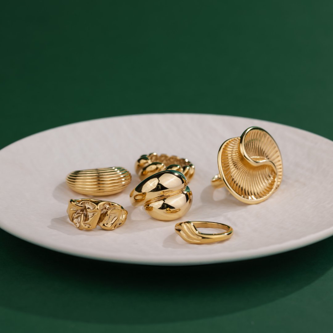 [[Farbe:Gold]]