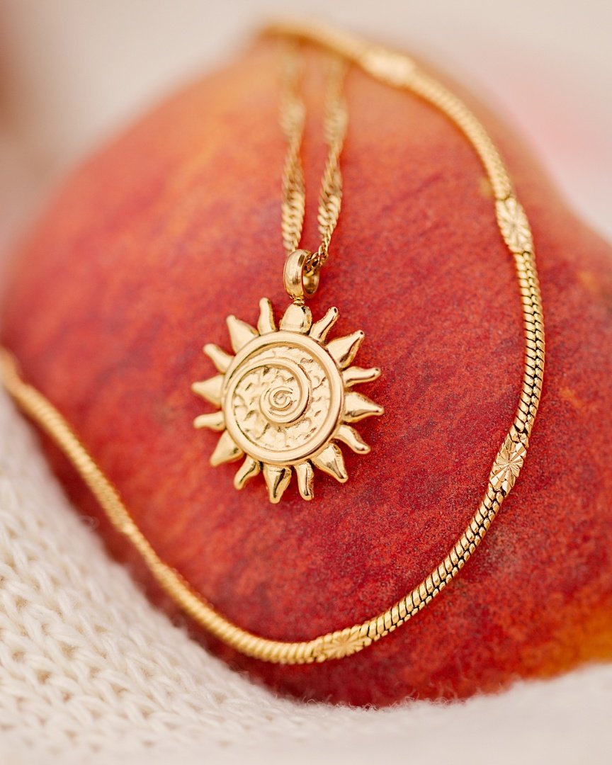 Sun Ray Necklace Gold