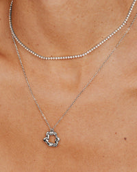 [[Farbe:Silber,shopthelook]]