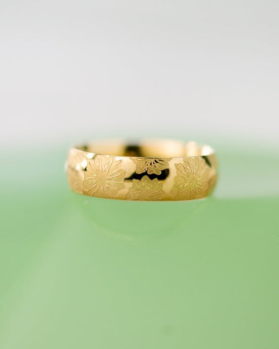 Everbloom Ring Gold