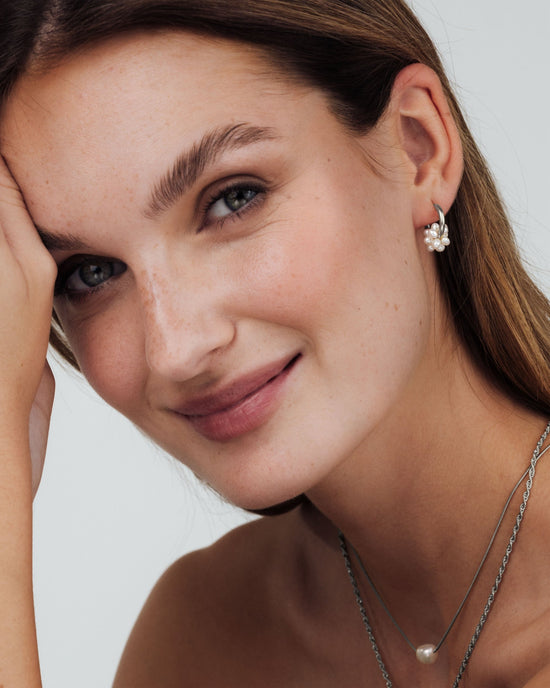 Pearl Cluster Hoops Silber