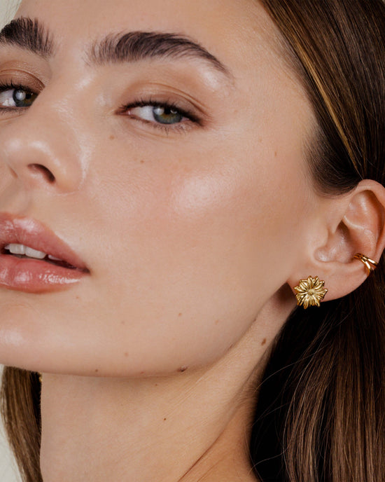 Pure Petal Studs Gold