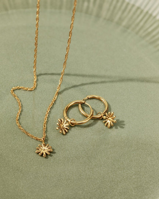Flowery Hoop Set Medium Gold