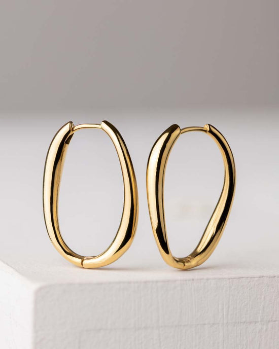 Timeless Oval Hoops Gold