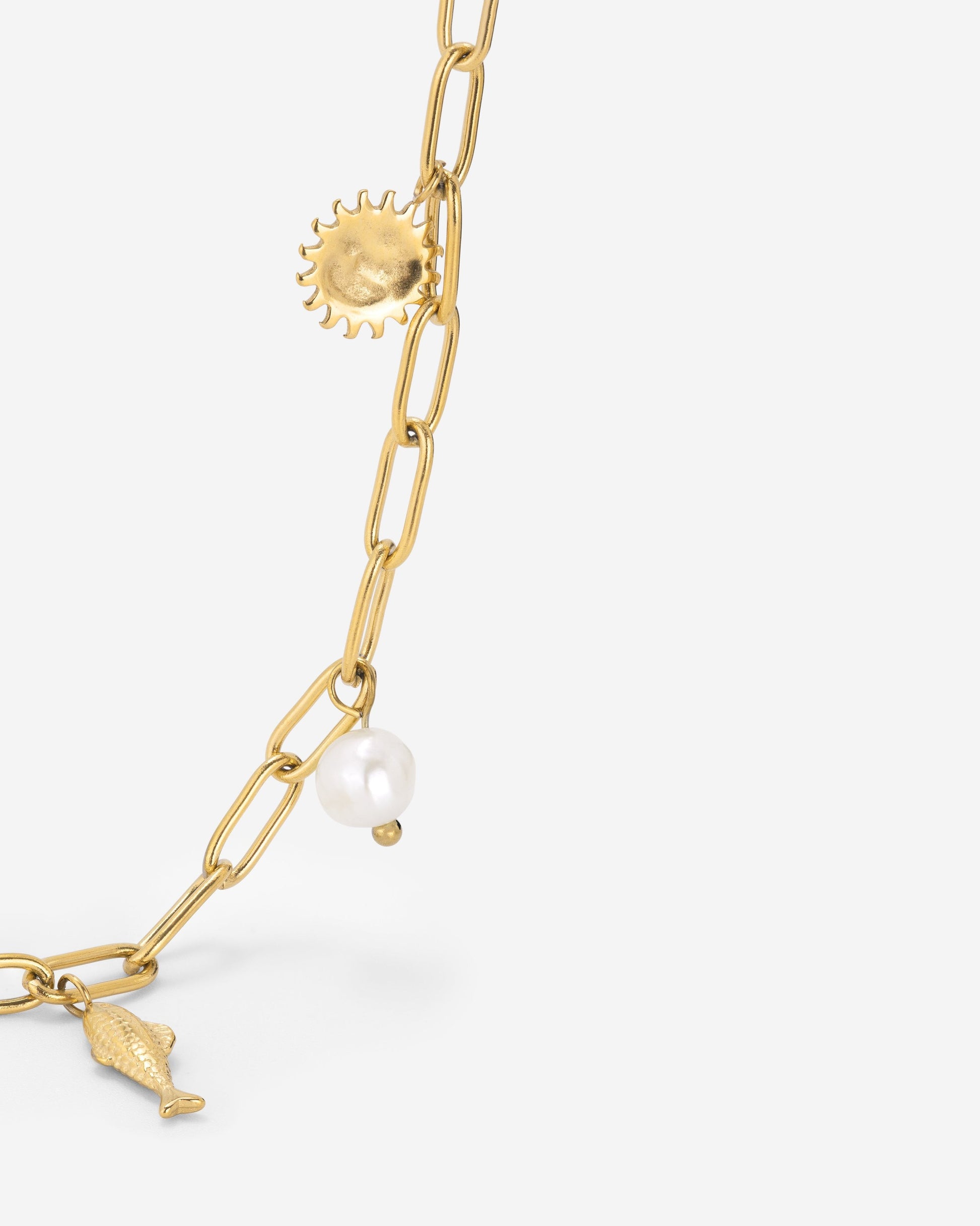 Seaside Treasures Necklace Gold