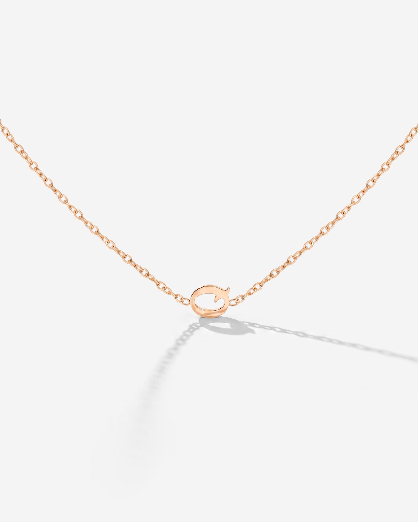 [[Buchstabe:Q,Farbe:Roségold]]