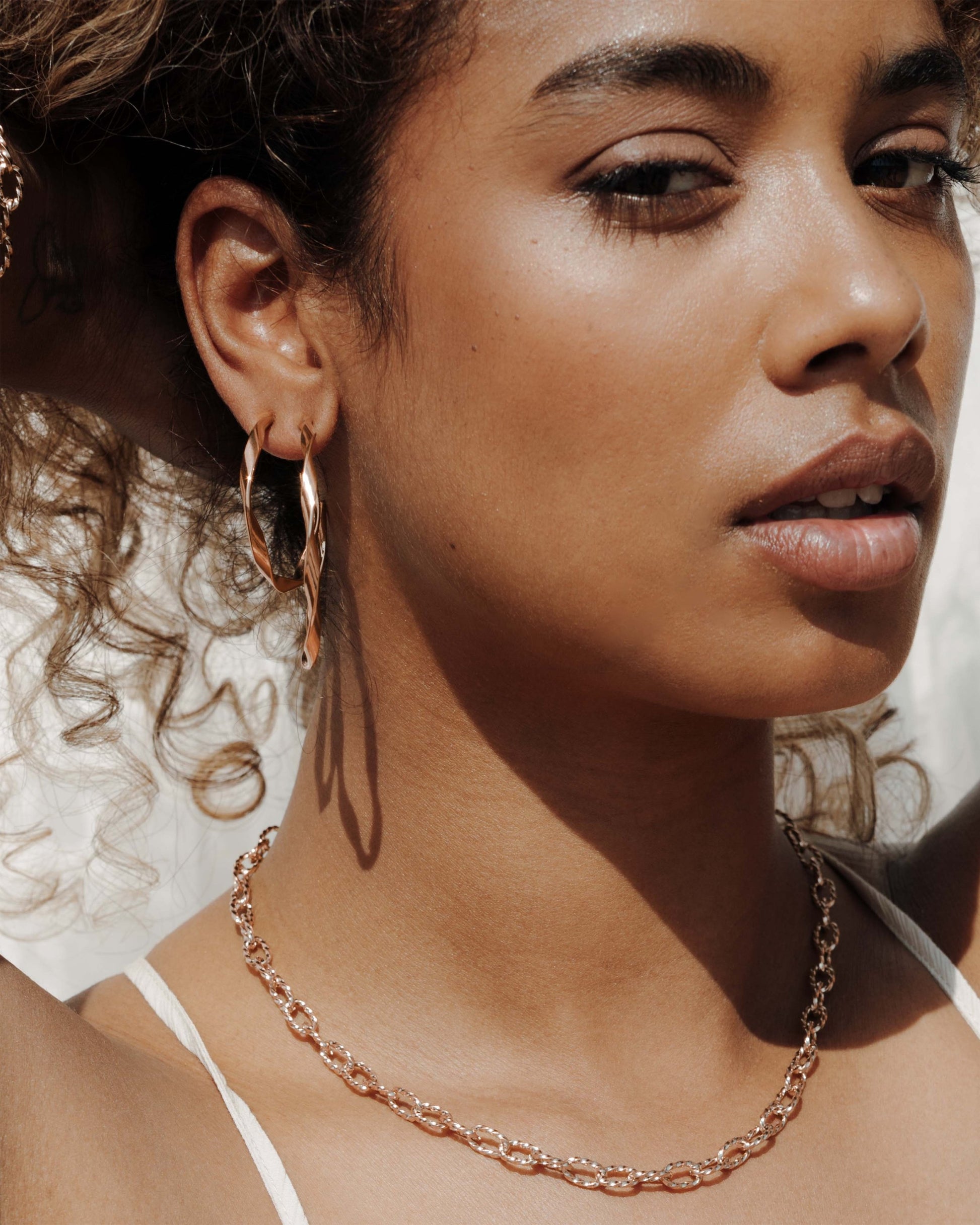 Sahira Hoop Studs Medium Roségold