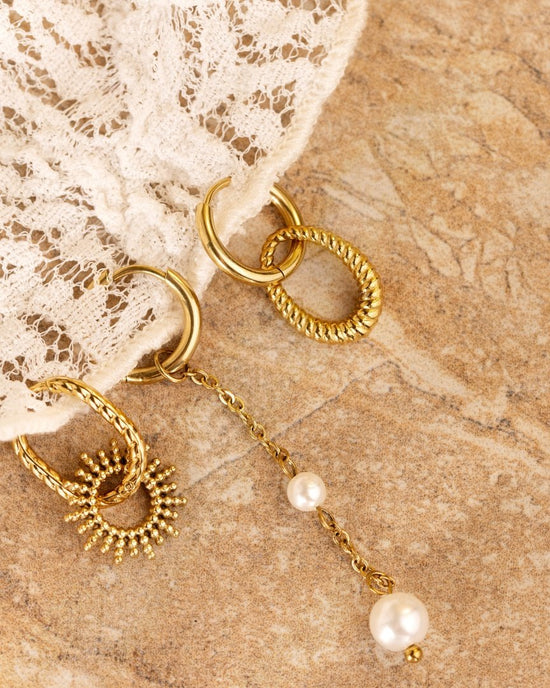 Sunny Oval Twisted Hoop Set Baby Gold