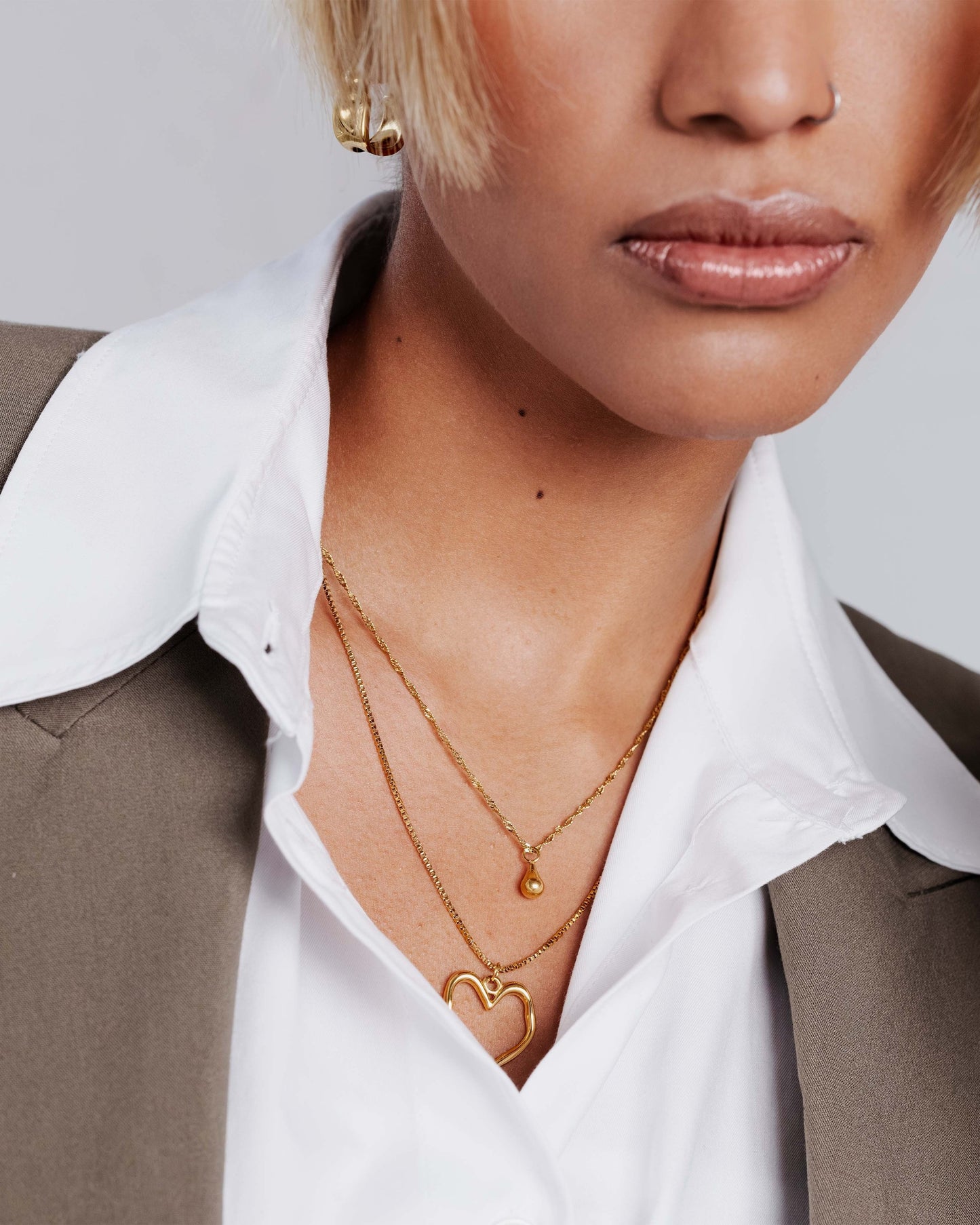 [[Farbe:Gold,shopthelook]]