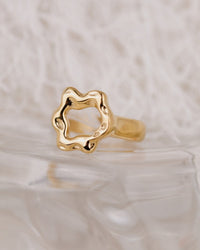 [[Farbe:Gold]]