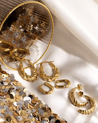[[Farbe:Gold]]