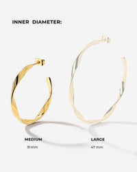 Sahira Hoop Studs Medium Gold