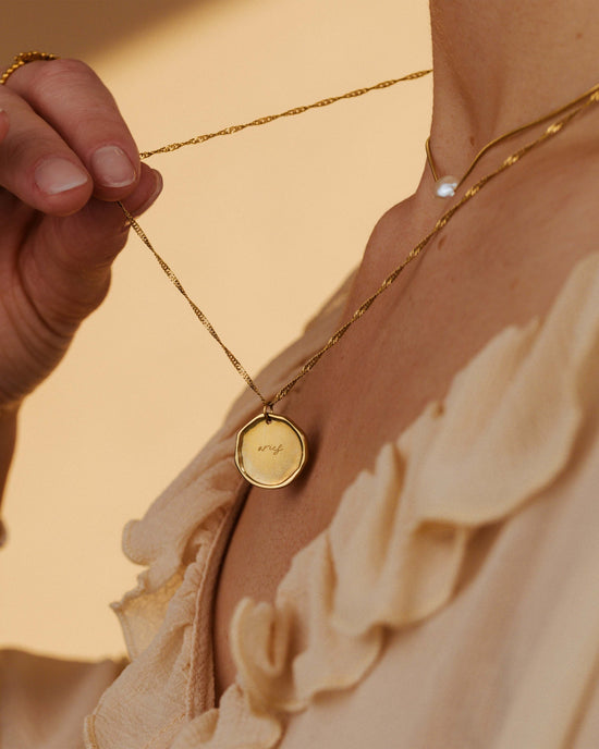 Zodiac Necklace – Aries / Widder Gold