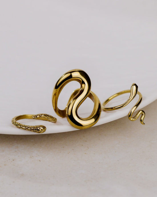 Slim Snake Ring Gold