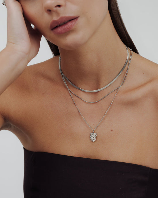 Monstera Leaf Necklace Silber