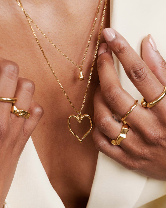 Melting Heart Necklace Gold