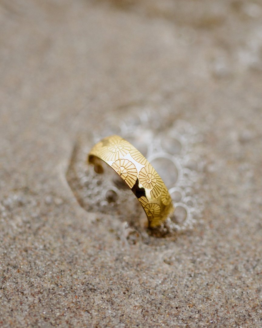 Ammonite Shell Ring Gold