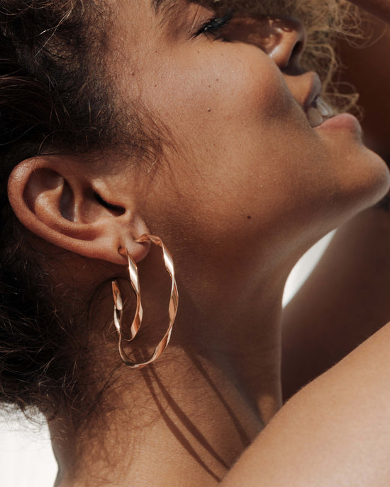Sahira Hoop Studs Medium Roségold