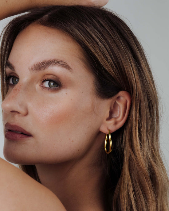Timeless Oval Hoops Gold