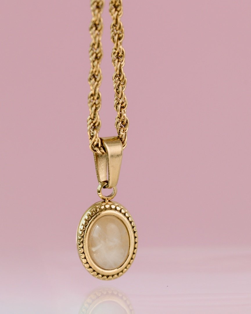 Blush Quartz Necklace Roségold
