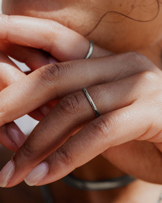 Fine Line Ring Silber