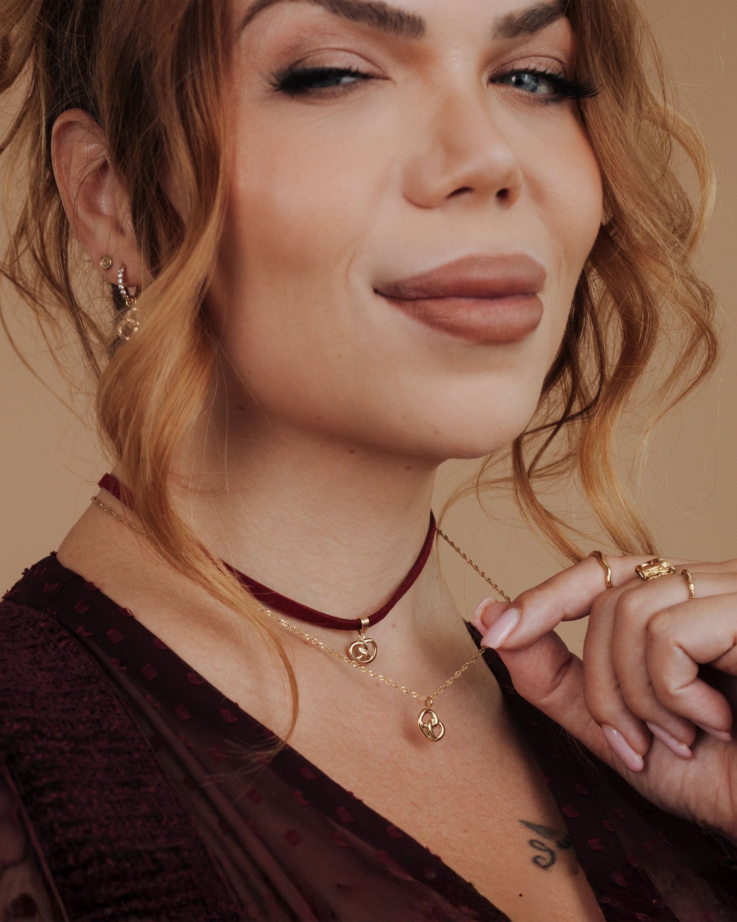 [[Farbe:Roségold,shopthelook]]