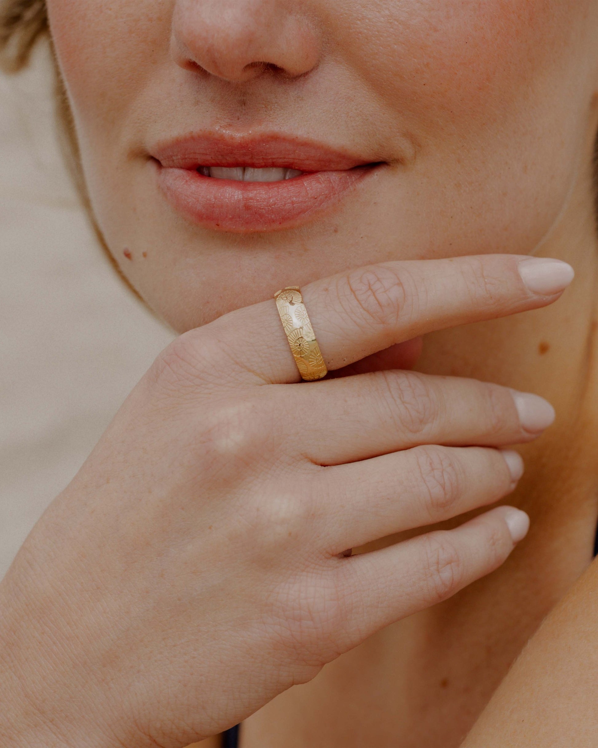Ammonite Shell Ring Gold