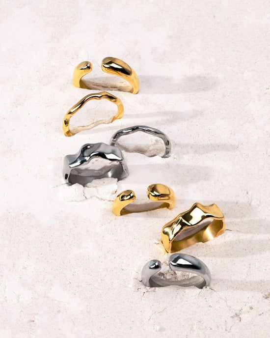 Huggie Ring Gold