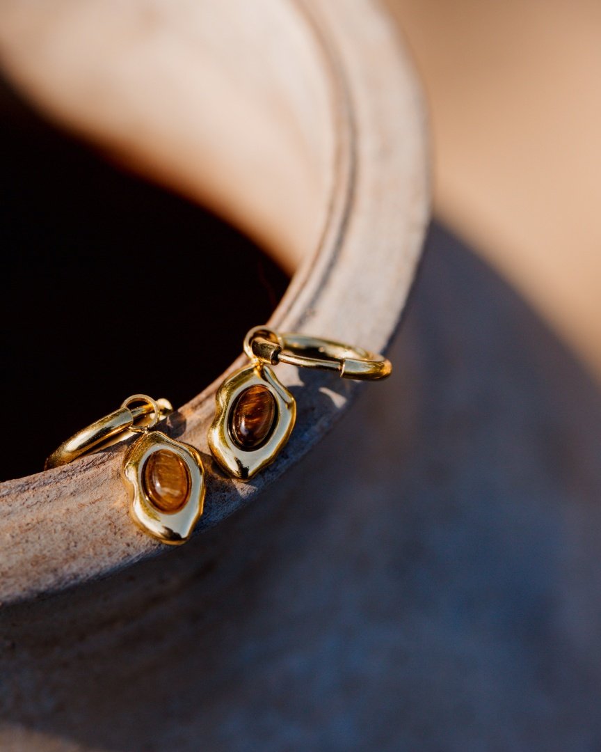 [[Farbe:Gold]]