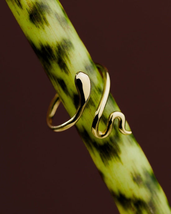 Slim Snake Ring Gold