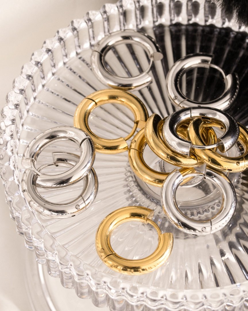 [[Farbe:Gold]]