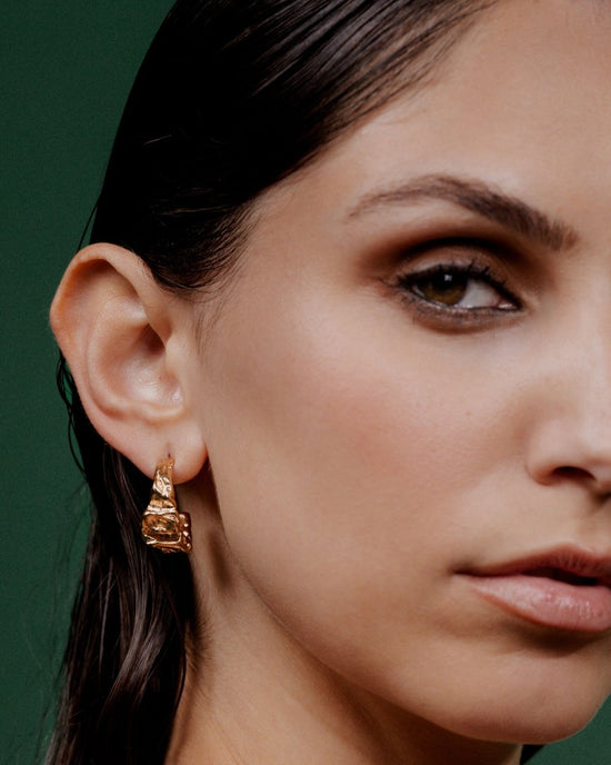 Crinkled Hoop Studs Roségold