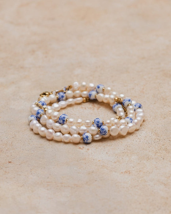 Flower Tile Pearl Bracelet Gold