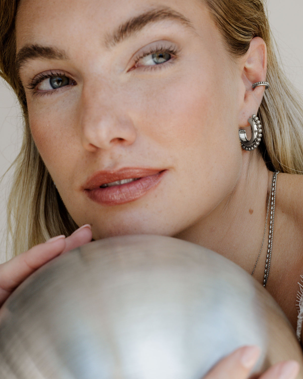 Glow Drops Hoop Studs